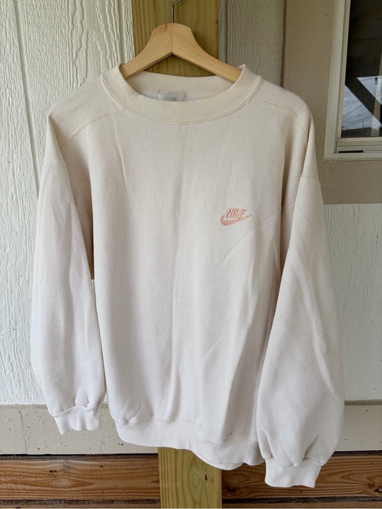 Nike Sweaters - Nike Cream Sweatshirt with Pale Pink Swoosh